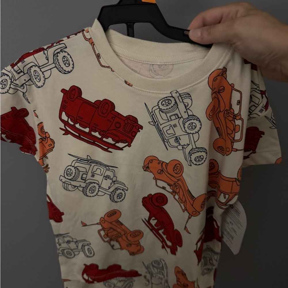 Kids' Cream T-Shirt with Car Print